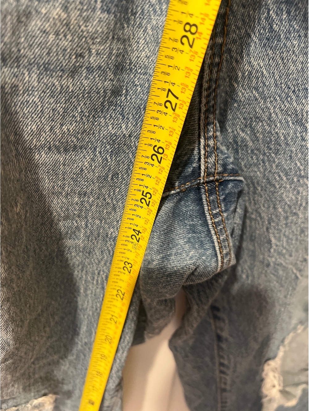 Universal Thread Distressed Straight-Leg Jeans 14W - Picture 4 of 7